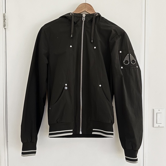 Moose Knuckles Bomber Lightweight Jacket - Picture 1 of 6